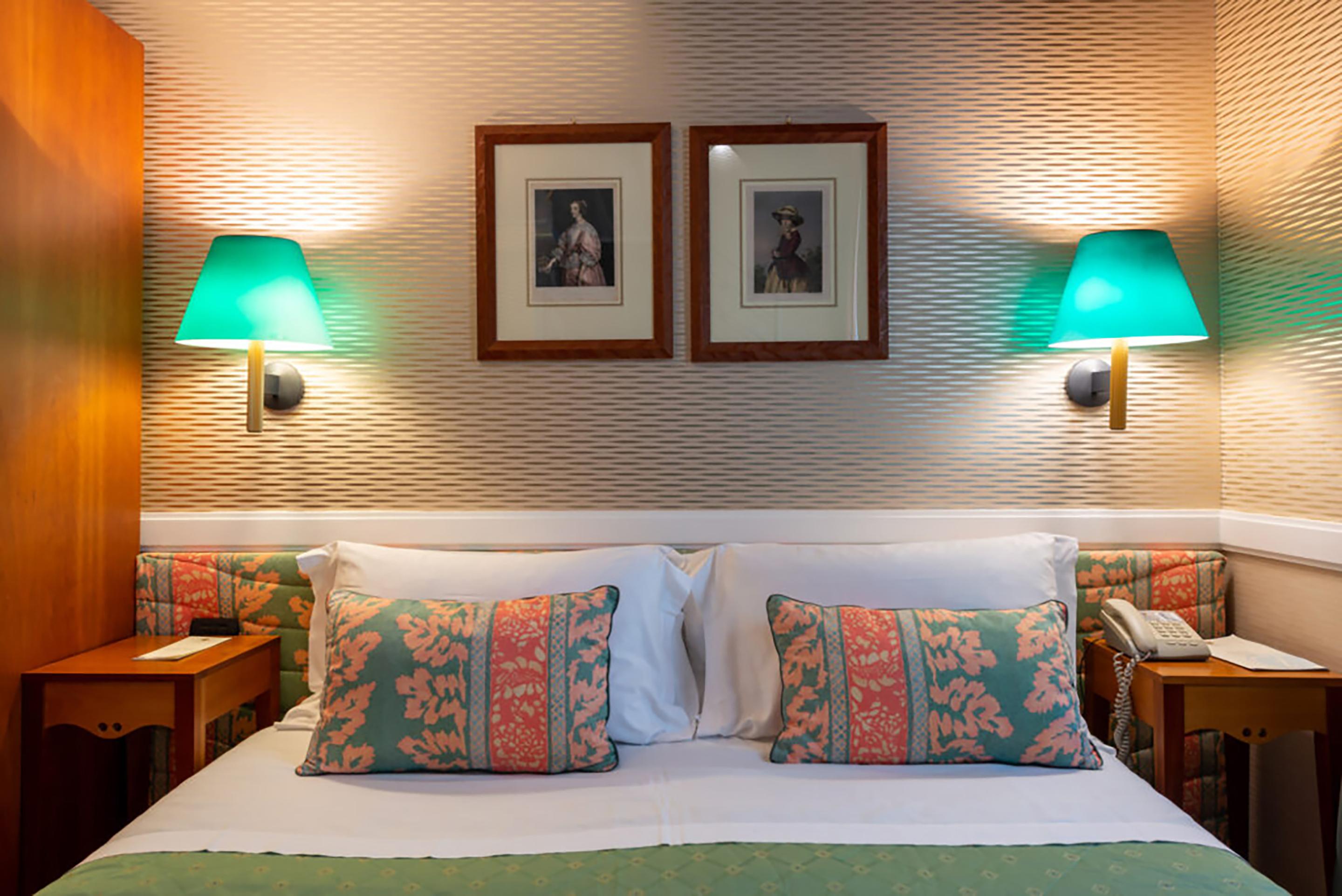 Grand Hotel Ortigia Syracuse Esterno foto A bedroom at the hotel