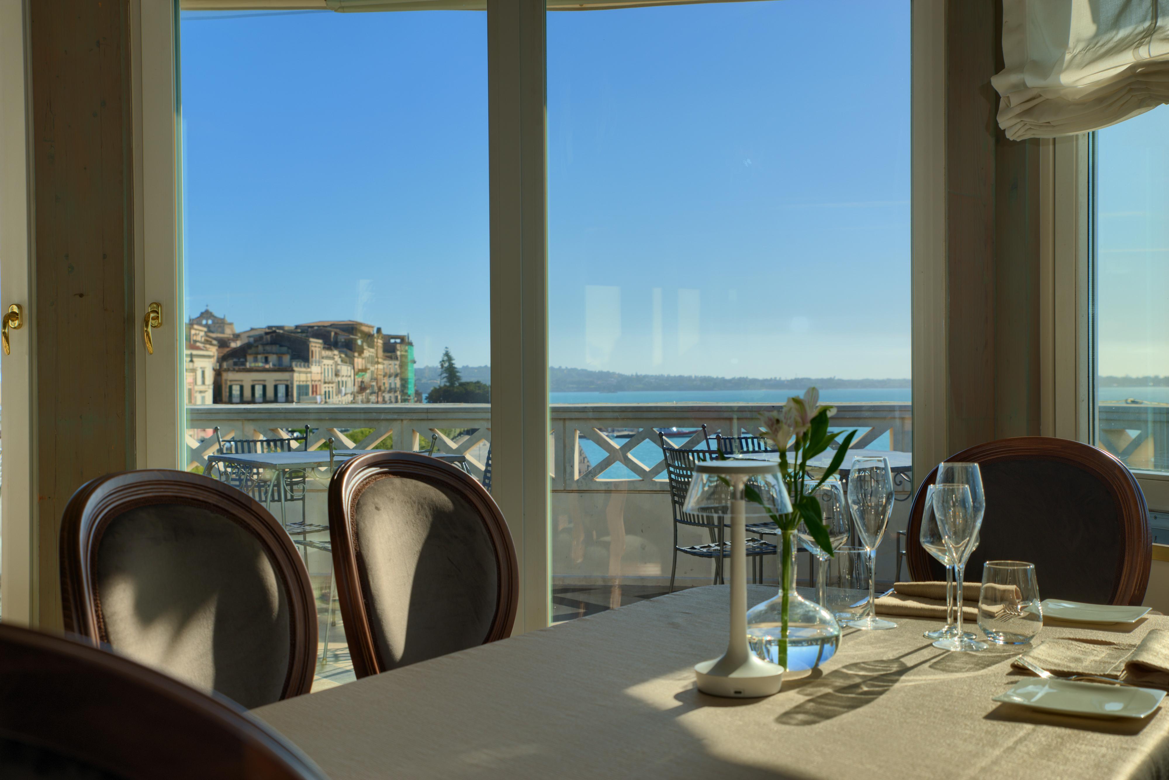 Grand Hotel Ortigia Syracuse Esterno foto The restaurant