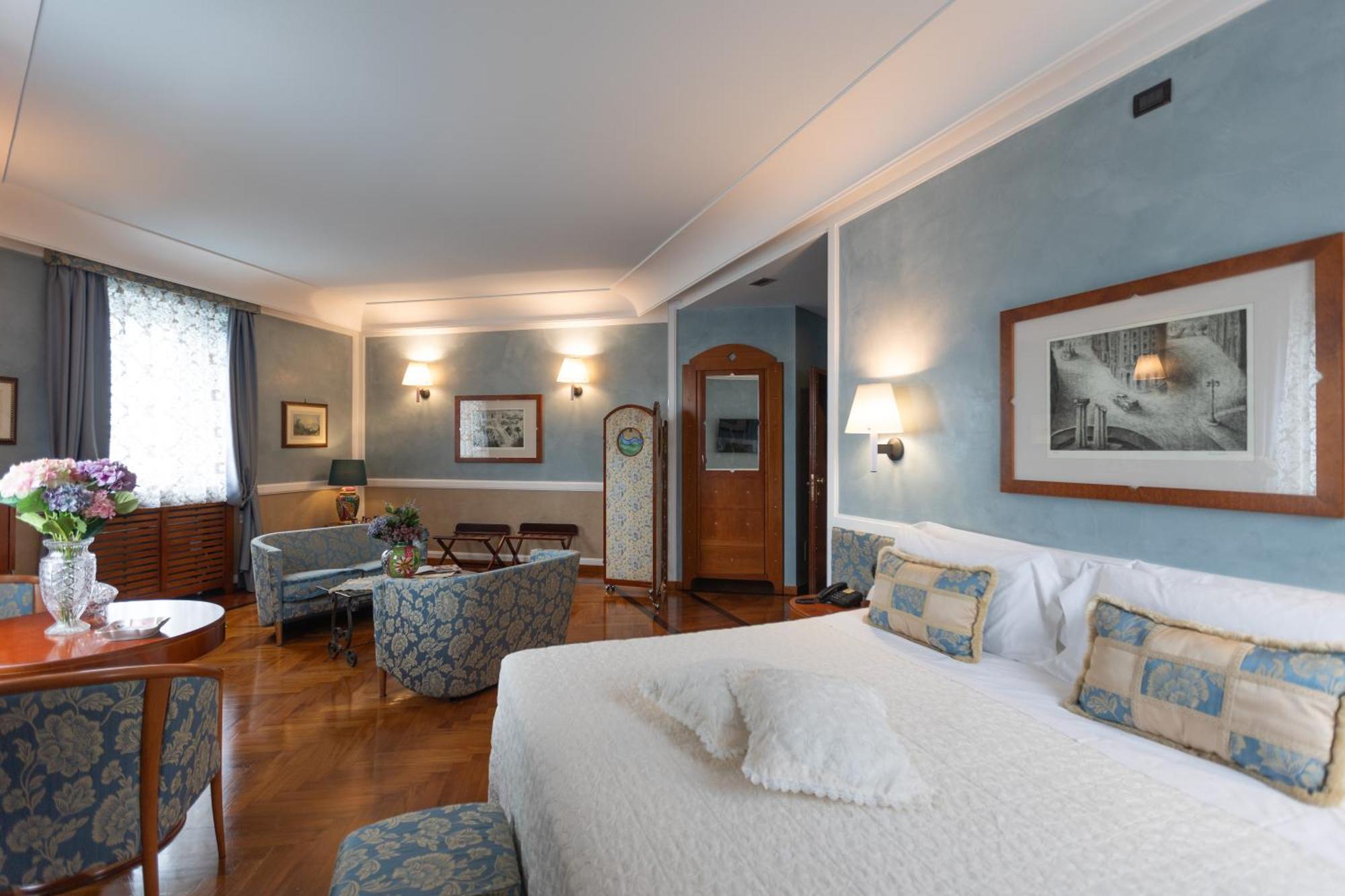 Grand Hotel Ortigia Syracuse Esterno foto A room at the hotel